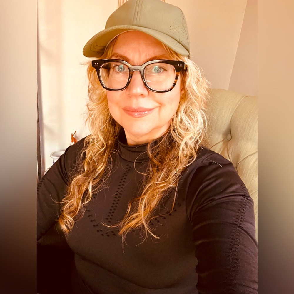 Meet your Posher, Kari